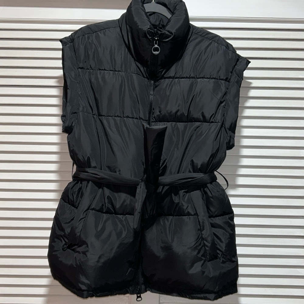 Noize puffer vest!